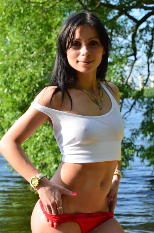 Со мной ты откроешь совершенно новый мир наслаждений. У меня есть много способностей, и я готова использовать их для твоего удовольствия. Мои услуги направлены на удовлетворение твоих самых сокровенных желаний. Я могу быть нежной и ласковой, как цветок 🌸, или страстной и вызывающей, как огонь 🔥. У меня есть чудесные отзывы, которые подтверждают мою профессиональность и качество услуг. Доверься мне, и я покажу тебе настоящий рай. Фото - безумно соблазнительные и эротичные. Так что, дорогой, не теряй времени и приезжай ко мне, чтобы окунуться в мир блаженства вместе. Жду встречи в Москве, чтобы сделать твои самые сокровенные фантазии реальностью. 💋 22109, 22 года